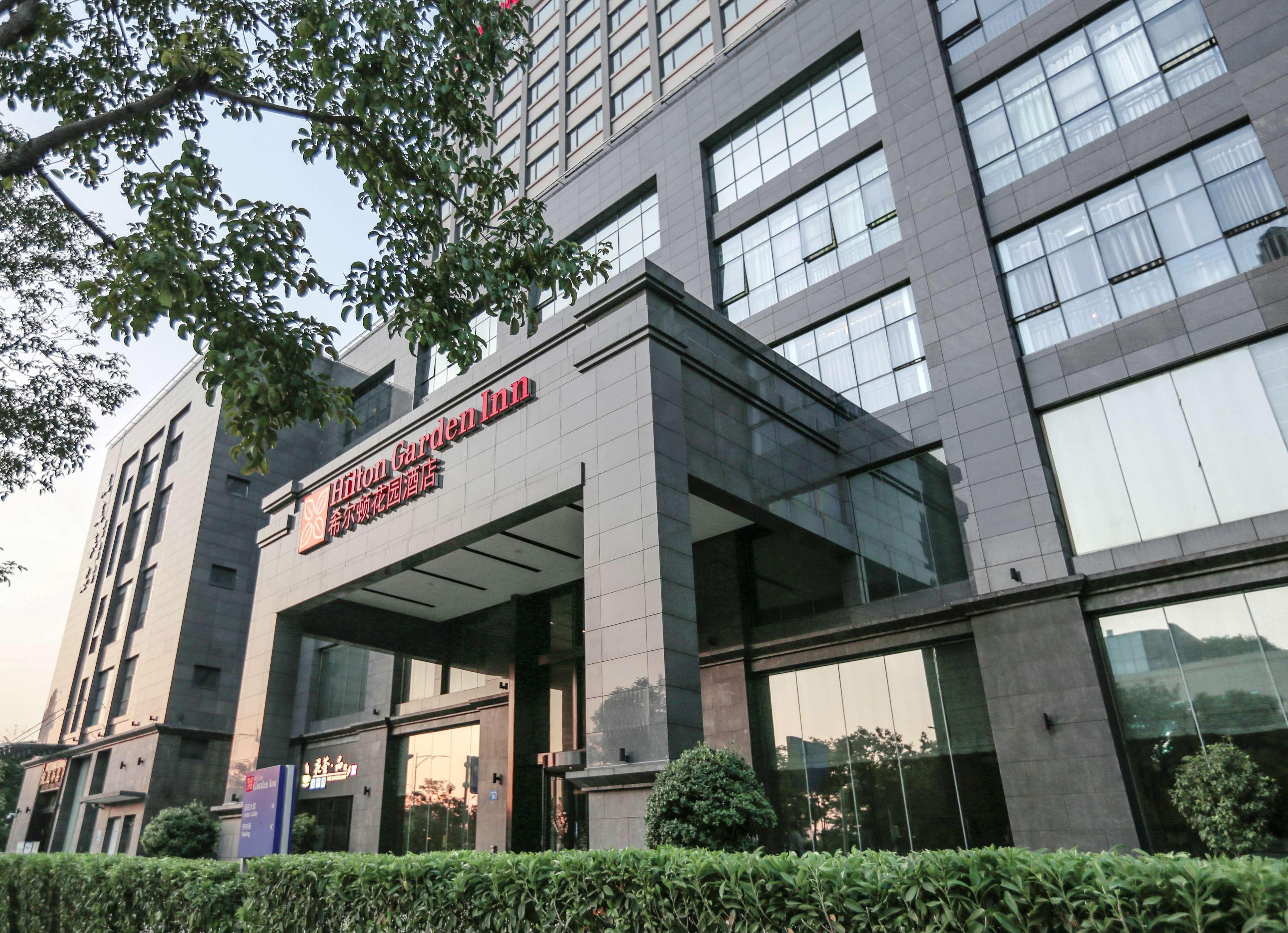 Hilton Garden Inn Foshan Dış mekan fotoğraf