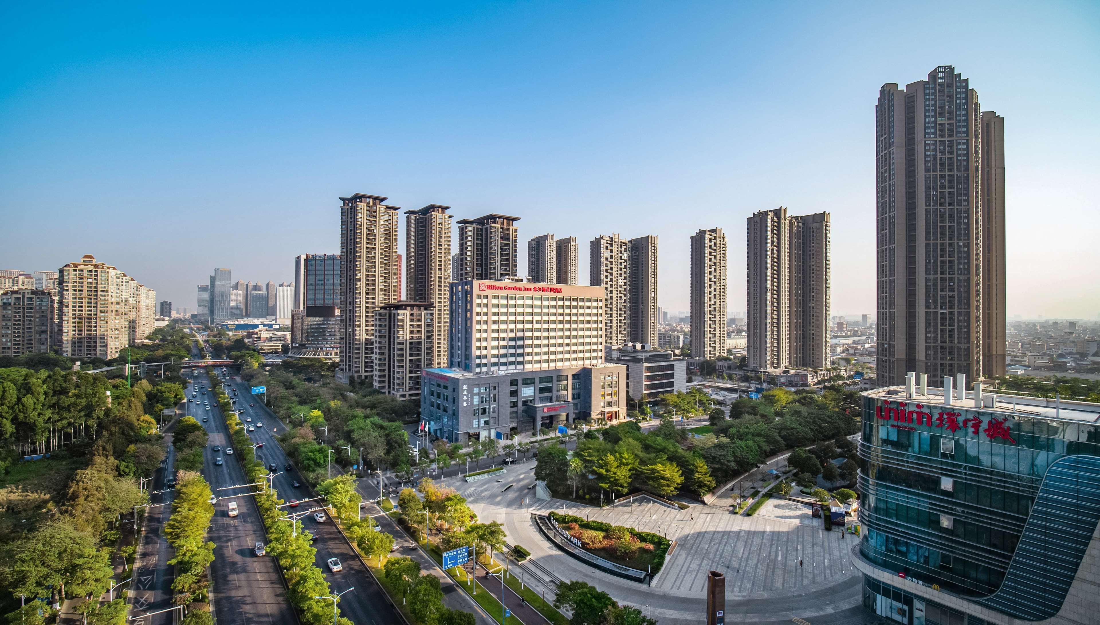 Hilton Garden Inn Foshan Dış mekan fotoğraf