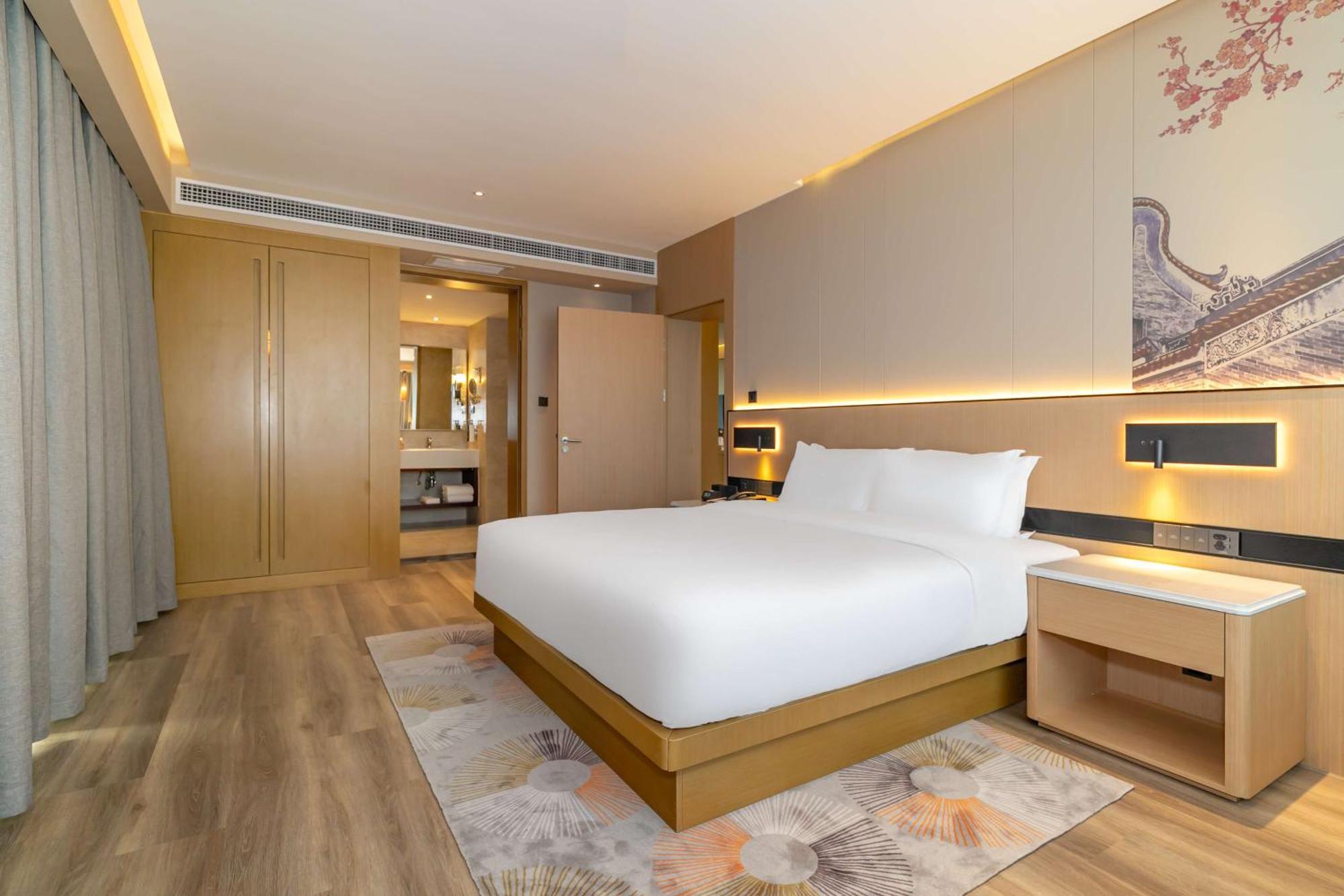 Hilton Garden Inn Foshan Dış mekan fotoğraf