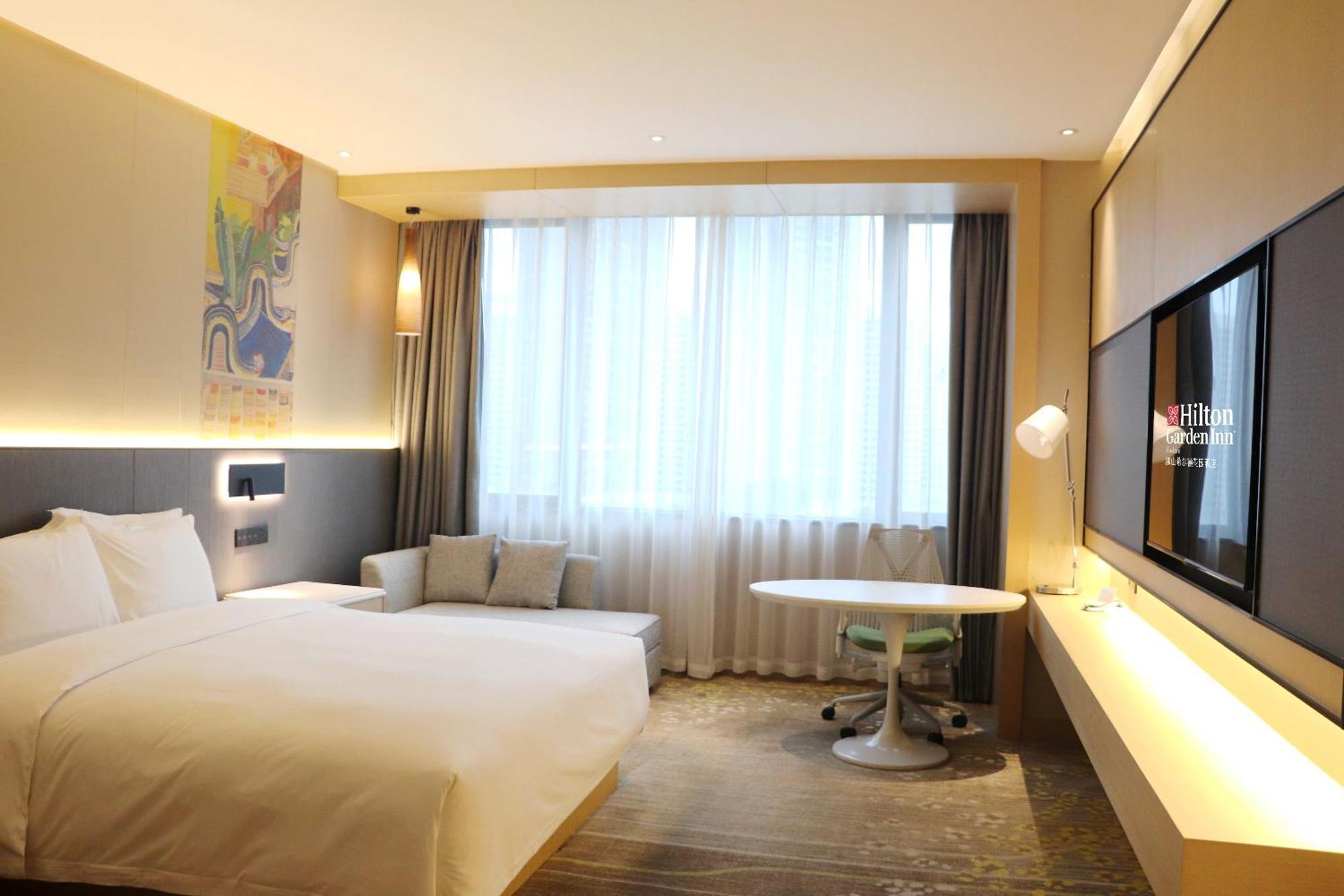 Hilton Garden Inn Foshan Dış mekan fotoğraf